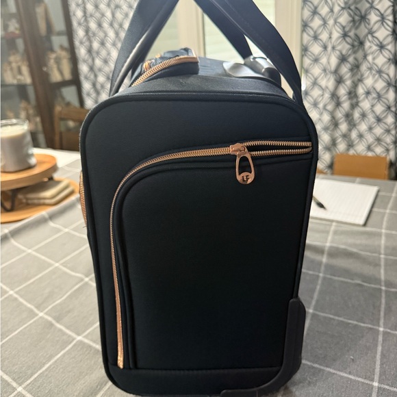 London Fog Blue and Gold Women's Bag - Picture 3 of 6